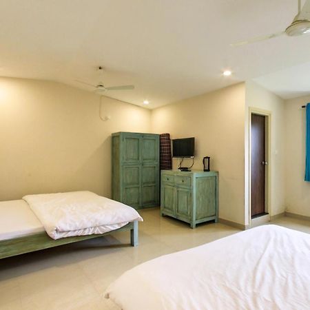 Shikhar Bunglow - A Stunning Valley View Bungalow In Mount Abu Bed and Breakfast Exteriör bild