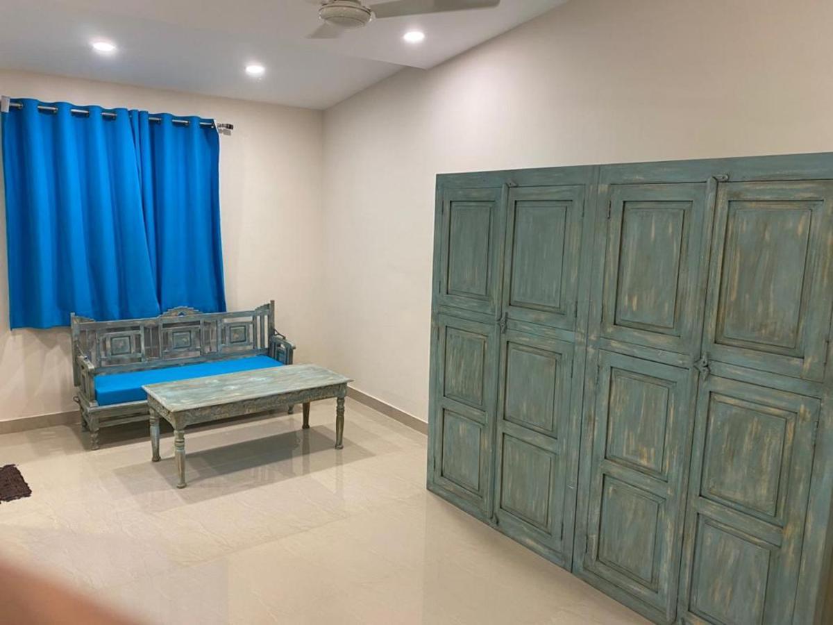 Shikhar Bunglow - A Stunning Valley View Bungalow In Mount Abu Bed and Breakfast Exteriör bild